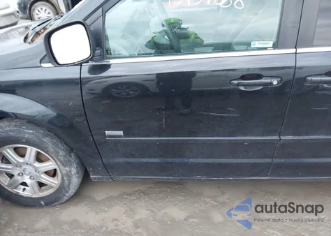 2008 Chrysler Town & Country Touring из США, поврежденный, VIN 2A8HR54P18R786849